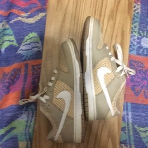 Nike LE Terme SWOOSH